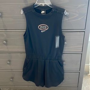 NWT Nike romper sz Sm